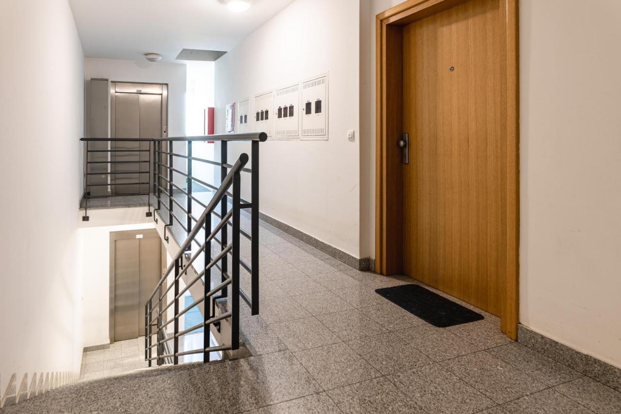 Flexible Selfcheckins 29 - Zagreb - Garage - Loggia - New - Apartments Repinc Exterior foto